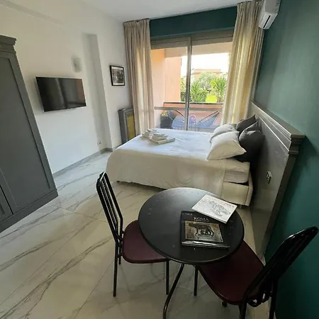 Aurelia Hotel apartamentowy